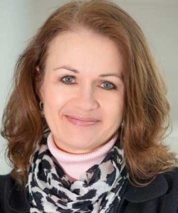 Renee Metzler bio